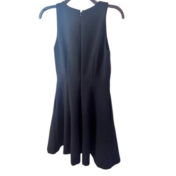 Club Monaco peep hole black dress size 0β - Picture 4 of 4